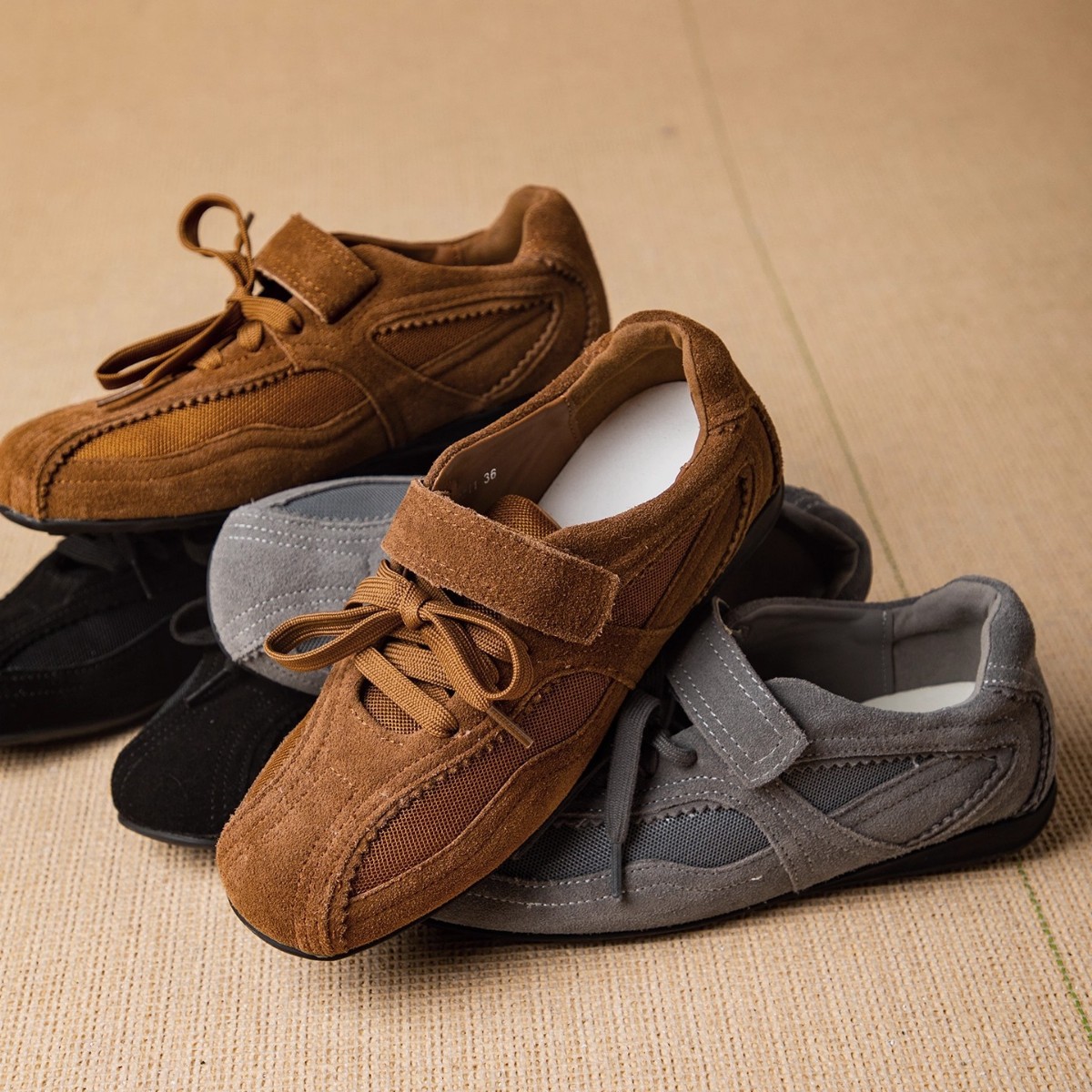 Women'S Fashion Velcro Sneakers - 여성용 플랫 솔 레이스업 후크 루프