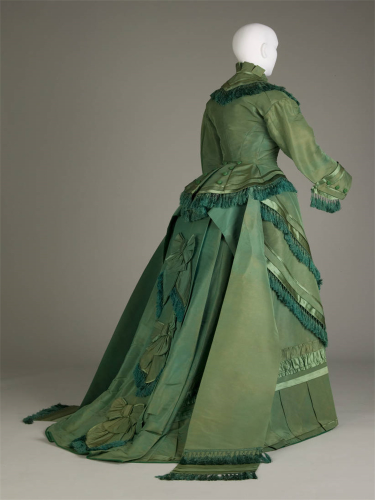 1870년대 빅토리아 패션 그린 볼 가운 의상 역사적인 - Women'S Fashion Victorian 리뷰 및 가격